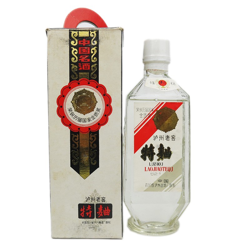 1987年泸州老窖塑盖方瓶特曲52度白酒500ml