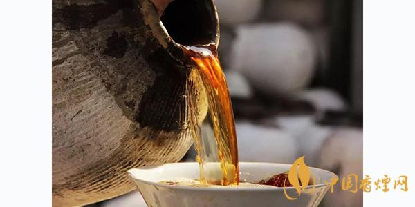 品味绍兴黄酒：千年古法酿造，传承中华酒文化