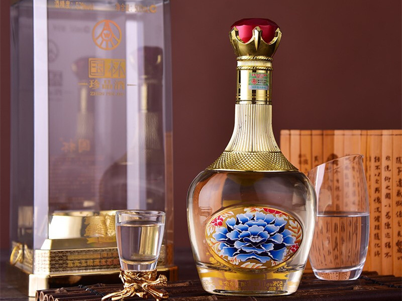 五粮液52度国杯珍品