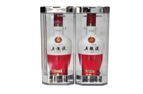 五粮液1618：52度佳酿，价格几何？市场行情解析