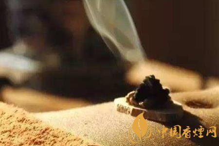 揭秘艾烟成分及功效：艾烟的神奇作用