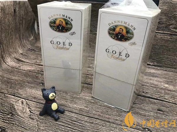 丹纳曼白筒雪茄：价比之选，口感非凡