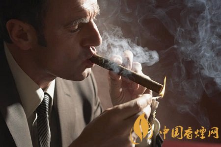 雪茄被呛怎么办？林一舟教你