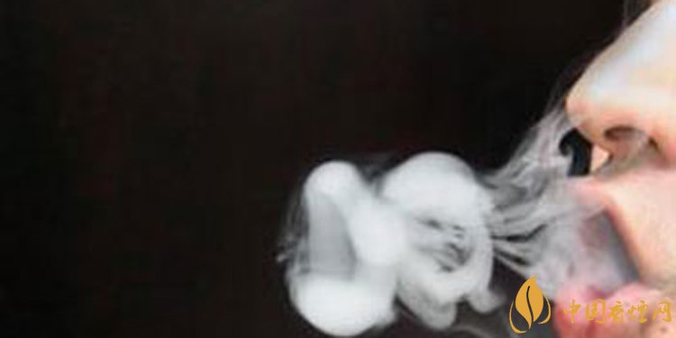 烟怎么吐烟圈，吐烟圈是种艺术
