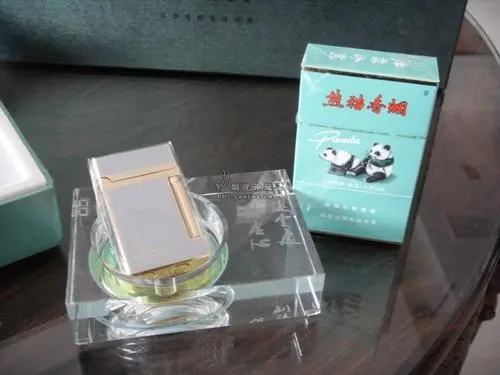 熊猫硬特规香烟售价揭秘，品质究竟如何？