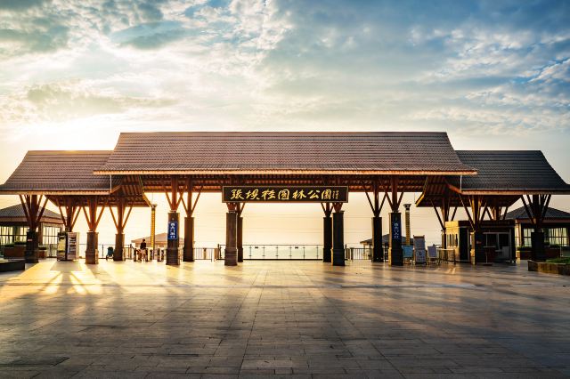 张坝桂圆林旅游区