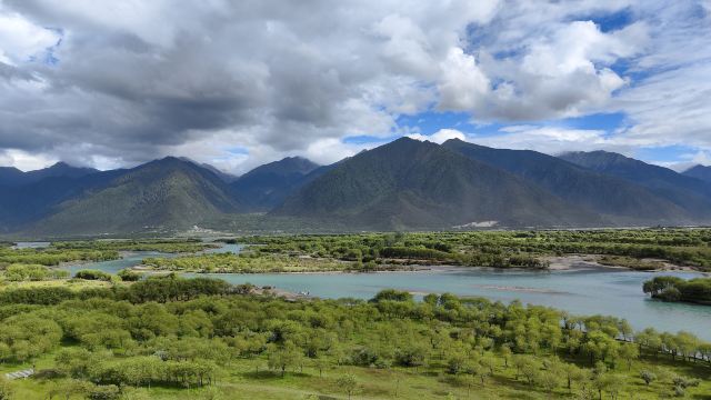 尼洋河观景台