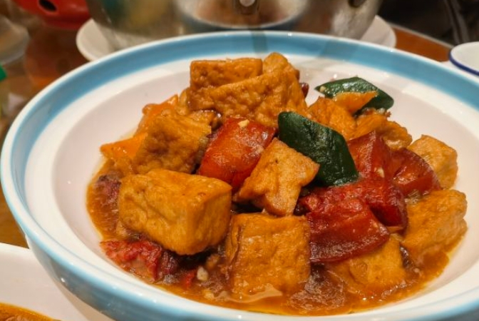 经典老菜坊·开封灌汤包(火车站店)