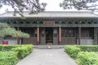 出京一直向西走，去大同访古纳凉之四：道观神庙