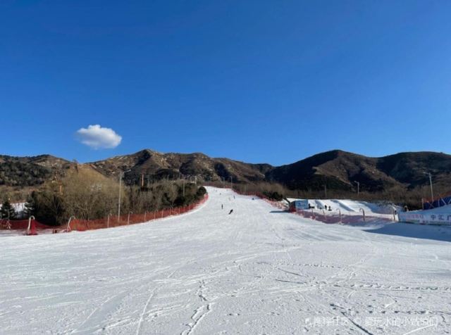 何家沟滑雪场