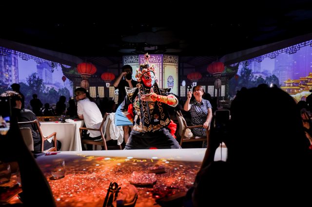 TASTE OF CHINA 中国味 沉浸式餐厅